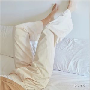 Bestselling Everlane Cotton East Pant in Cream/ off White